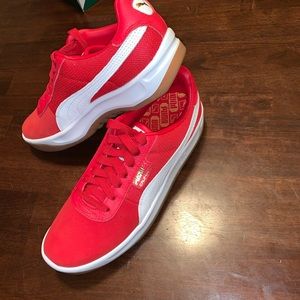 Puma men’s classic gum bottom